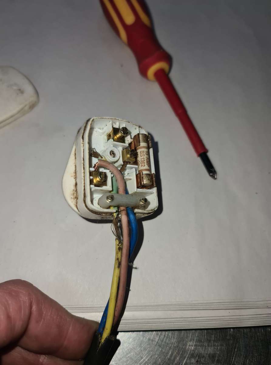 Why should a business or residence PAT test? - PAT Testing Dublin